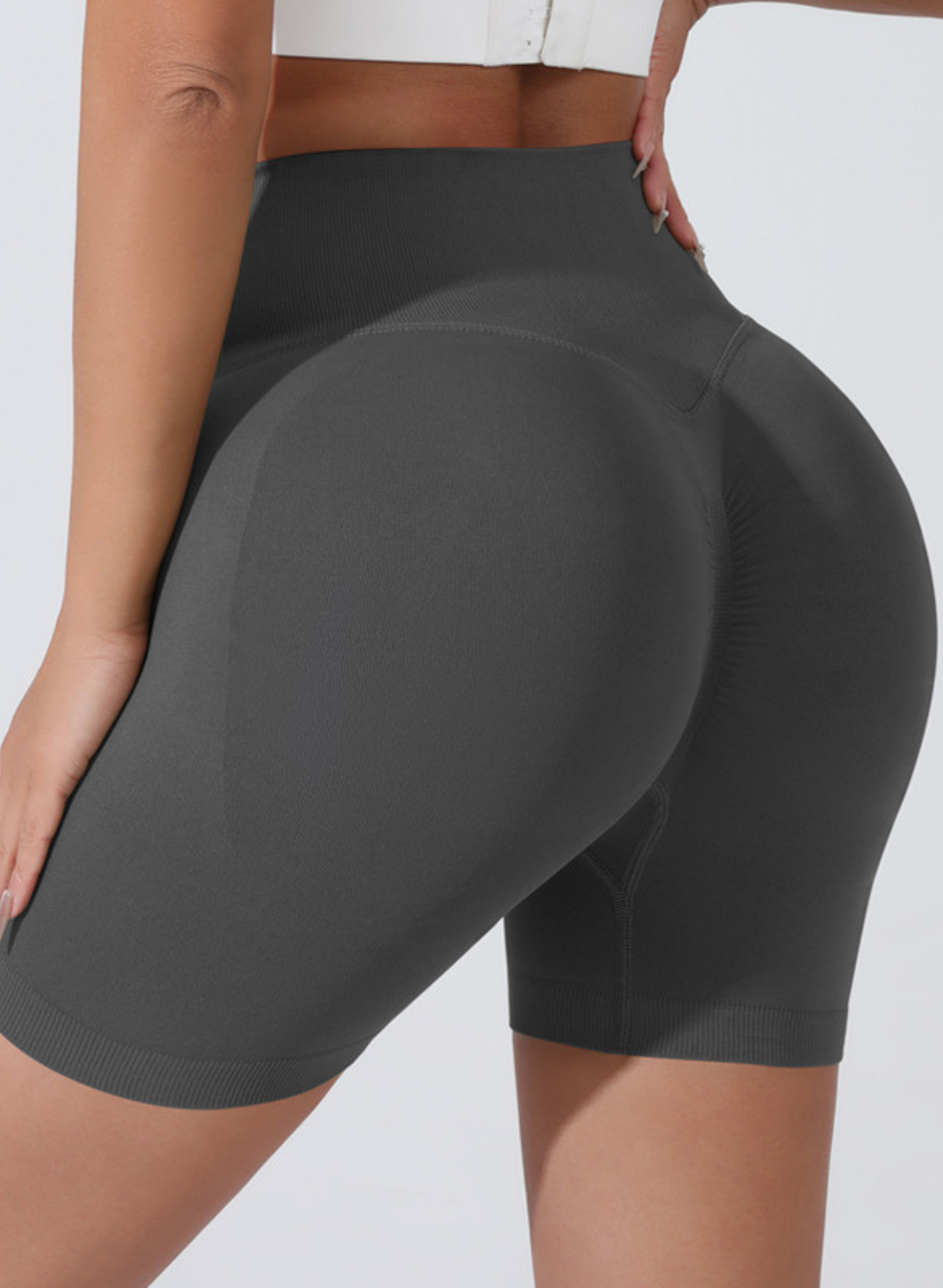 short de sport gris pour femme taille haute gainant